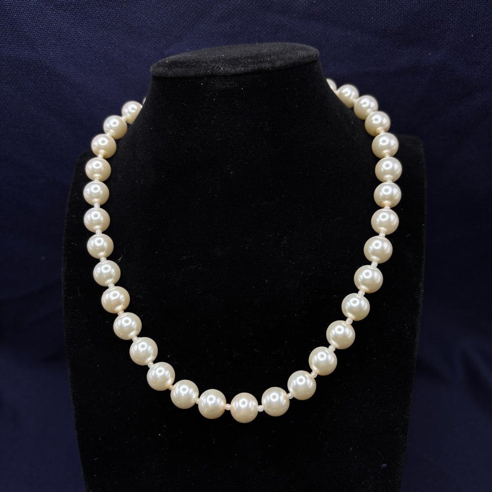 Pearl Adjustable 15"‎ Necklace Lobster Claw Closure